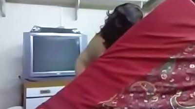 Desi Indian Aunty with Boss In his home - KacyLive.com