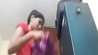 Indian Girl changing Clothes hidden cam - www.camstube.cf